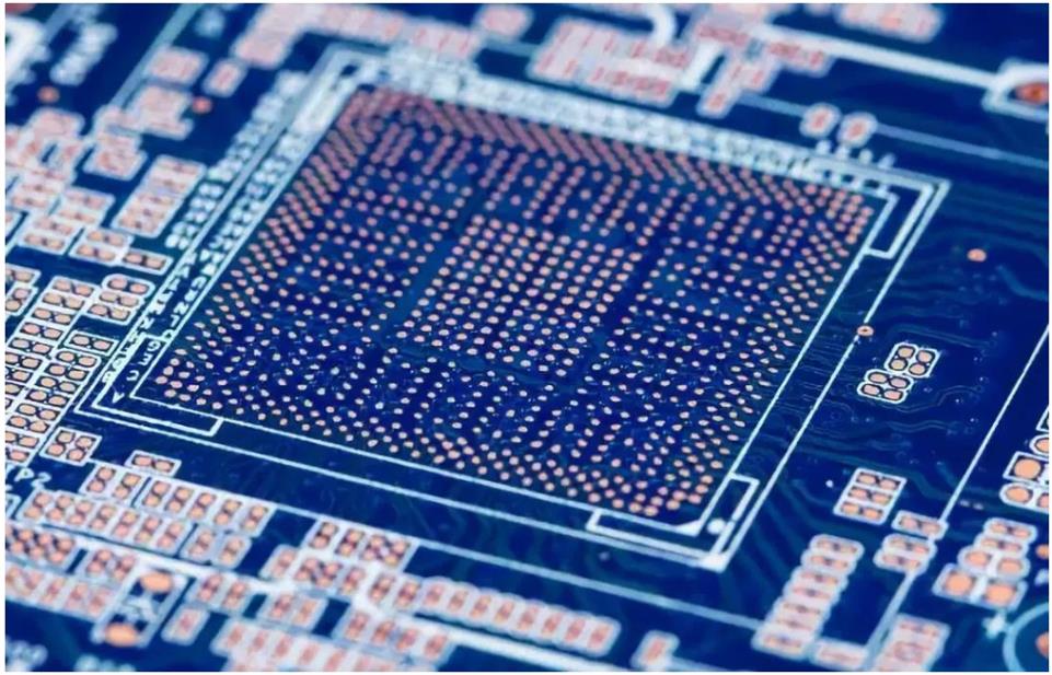 如何選擇安全環(huán)保的PCB板清洗方式？